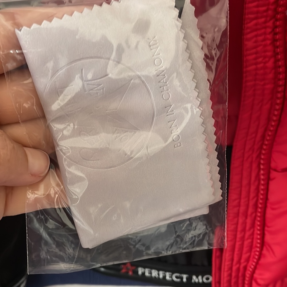 NWT ♥️ PERFECT MOMENT Rainbow Quilted Down Bomber Jacket - Picture 10 of 16